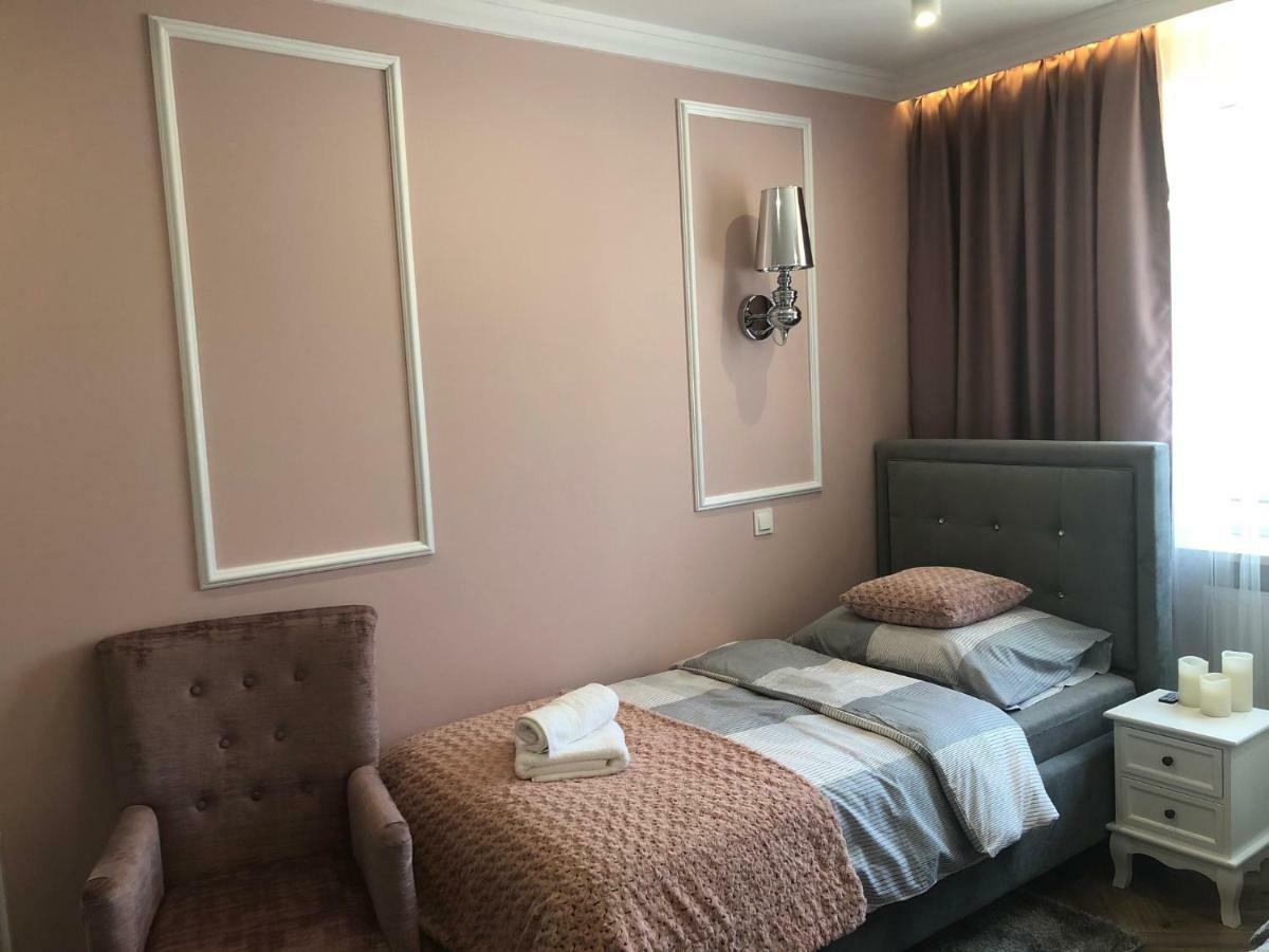Family & Business Sauna Apartments No1 Lesny Nad Zalewem Cedzyna Unikat - 3 Bedroom With Private Sauna, Bath With Hydromassage, Terrace, Garage, Catering Options Кельце Екстер'єр фото