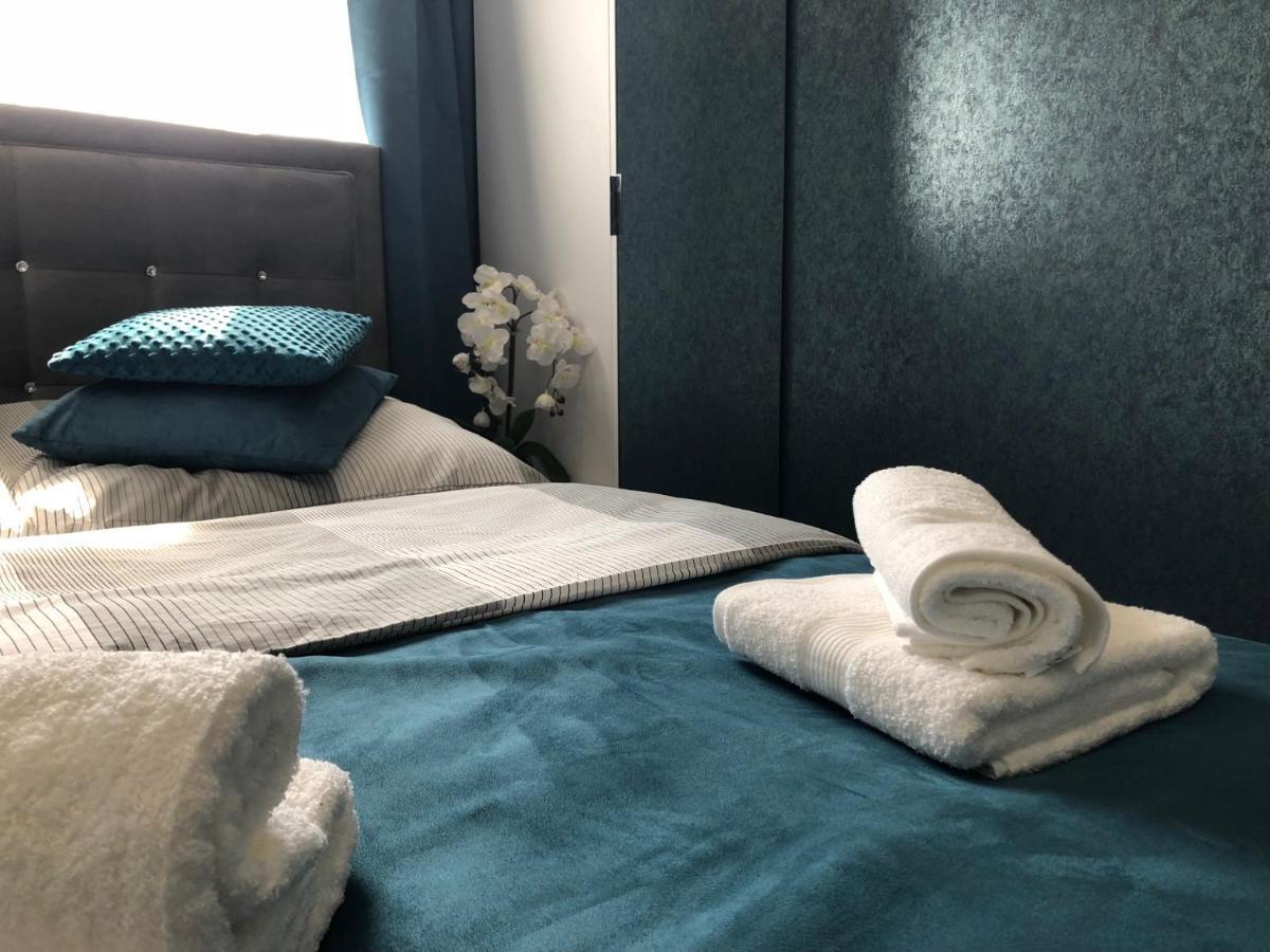 Family & Business Sauna Apartments No1 Lesny Nad Zalewem Cedzyna Unikat - 3 Bedroom With Private Sauna, Bath With Hydromassage, Terrace, Garage, Catering Options Кельце Екстер'єр фото